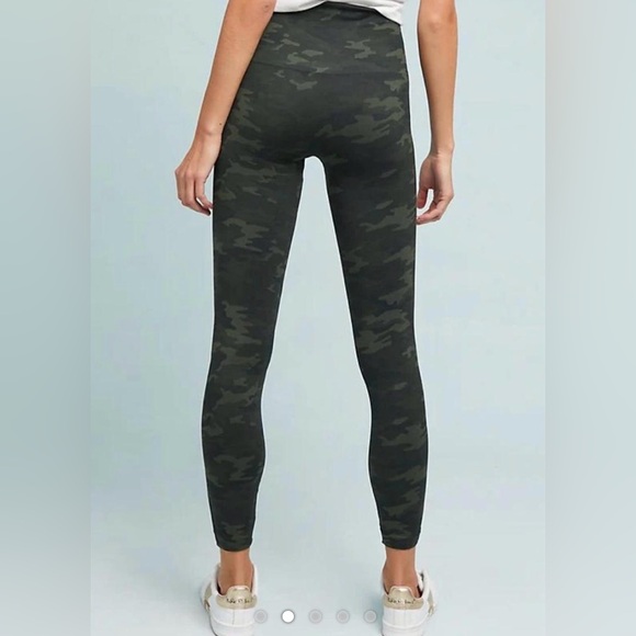 Size medium, 26” inseam - Picture 2 of 5